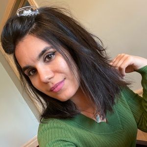 Meet your Posher, Sara